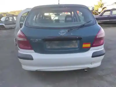 Sloopvoertuig nissan almera (n16/e) yd22ddt van het jaar 2000 aangedreven yd22ddt