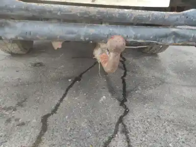 Vehicul casat nissan pickup (d22) td25 al anului 2000 alimentat td25