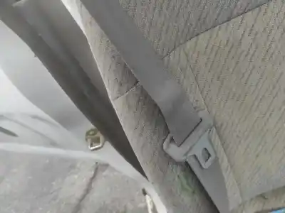 Vehicul casat nissan pickup (d22) td25 al anului 2000 alimentat td25