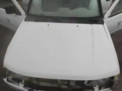 Vehicul casat nissan pickup (d22) td25 al anului 2000 alimentat td25