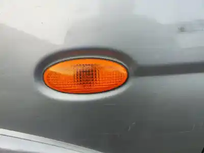 Veicolo di demolizione nissan pickup (d22) yd25ddti dell'anno 2004 alimentato yd25ddti