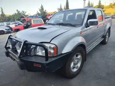 Veículo de Sucata nissan                                             pickup                                                                                                                                                                                                                                                     d22 td doble cabina navara 4x4                                                                                                                                                                                                                             do ano 2004 alimentado yd25ddti