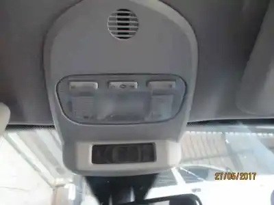 Veículo de Sucata peugeot 308 sw envy hdi peugeot do ano 2008 alimentado 9hz