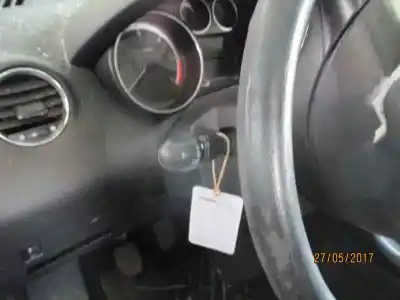 Veículo de Sucata peugeot 308 sw envy hdi peugeot do ano 2008 alimentado 9hz