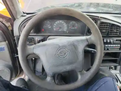 Здавання транспортного засобу ssangyong musso 2.9 d року 2001 потужний 662la