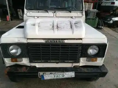 Véhicule à la ferraille land rover                                         santana                                                                                                                                                                                                                                                    serie iii 88 89 108 109 special diesel 2.5                                                                                                                                                                                                                 de l'année 1990 alimenté d e 74