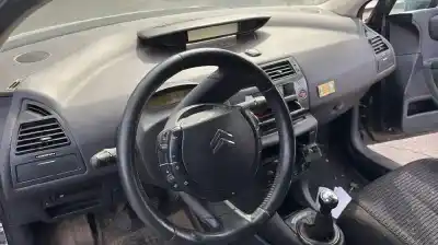 Hurda Aracı citroen c4 i sedán 1.6 hdi yılın 0 güçlü 9hz