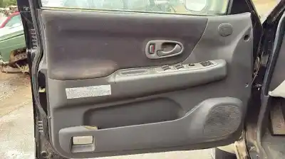 Здавання транспортного засобу mitsubishi montero (v20/v40) 2.5 91kw року 0 потужний 4d56t