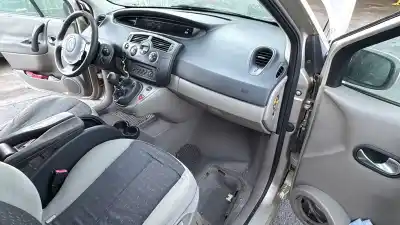 Scrapping Vehicle renault scenic ii grand exception of the year 0 powered f9qee804