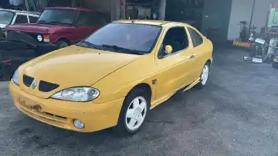 Verschrottungsfahrzeug RENAULT MEGANE I COUPE FASE 2 (DA..)  des Jahres 0 angetrieben F9Q