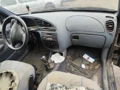 Veicolo di demolizione ford fiesta berlina (dx) j4c dell'anno 0 alimentato j4c