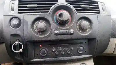 Veicolo di demolizione renault megane ii berlina 5p k9kd7 dell'anno 0 alimentato k9kd7