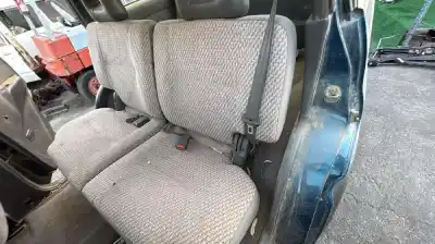 Véhicule à la ferraille nissan terrano/terrano.ii (r20) td27 de l'année 0 alimenté td27