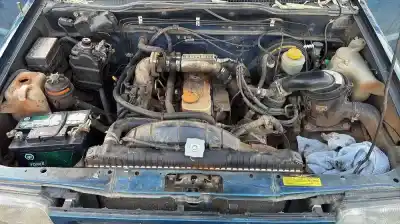 Véhicule à la ferraille nissan terrano/terrano.ii (r20) td27 de l'année 0 alimenté td27