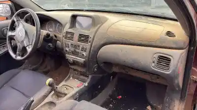 Véhicule à la ferraille nissan almera (n16/e) yd22 de l'année 0 alimenté yd22