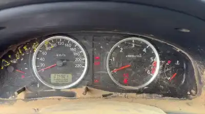 Véhicule à la ferraille nissan almera (n16/e) yd22 de l'année 0 alimenté yd22