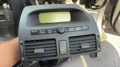 Sloopvoertuig toyota avensis (t27) 2adftv van het jaar 0 aangedreven 2adftv