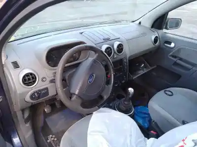 Veicolo di demolizione ford fusion (cbk) 1.6 16v cat dell'anno 2002 alimentato fyja