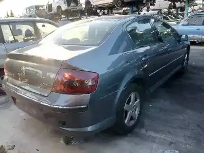 Veículo de Sucata peugeot 407 business line do ano 2004 alimentado 9hz