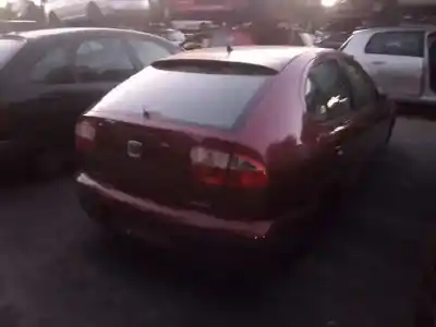 Veículo de Sucata seat leon (1m1) 1.6 do ano 2000 alimentado akl