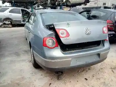 Sloopvoertuig volkswagen passat b6 (3c2) 2.0 tdi 16v van het jaar 2010 aangedreven cbab