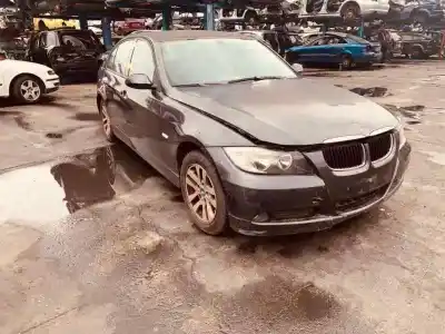 Veículo de Sucata bmw serie 3 berlina (e90) 318d do ano 2007 alimentado n47d20a