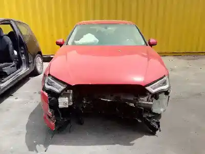 Veicolo di demolizione audi a3 (8v) ambition dell'anno 2013 alimentato clha