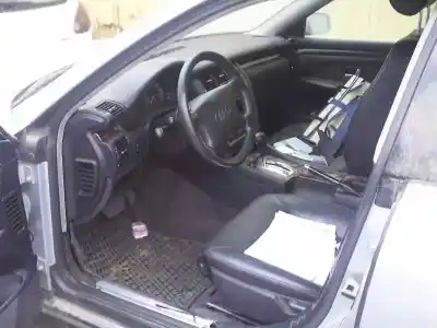 Veículo de Sucata audi a8 (d2) 3.7 v8 32v do ano 2000 alimentado aew