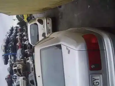 Veículo de Sucata audi a8 (d2) 3.7 v8 32v do ano 2000 alimentado aew