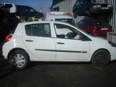 Veículo de Sucata renault clio iii 1.5 dci diesel cat do ano 2009 alimentado k9k766