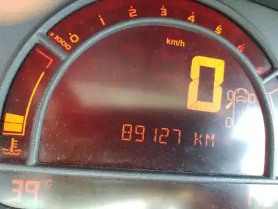 Sloopvoertuig renault modus 1.4 16v van het jaar 2005 aangedreven k4j770