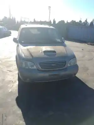 Veicolo di demolizione kia carnival 2.9 crdi vgt active dell'anno 2006 alimentato j3
