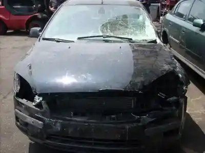 Sloopvoertuig ford focus berlina (cap) ghia van het jaar 2006 aangedreven hxda