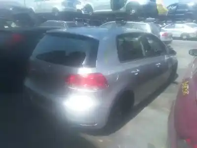 Veículo de Sucata volkswagen golf vi (5k1) 1.4 do ano 2001 alimentado cgga