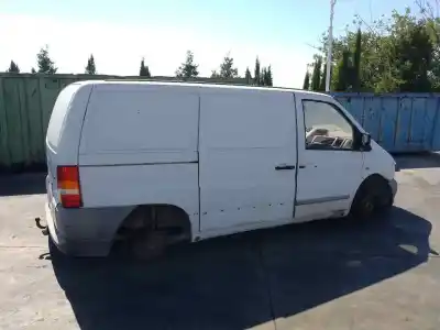 Veículo de Sucata MERCEDES-BENZ VITO (W638) CAJA CERRADA VITO (W638) do ano 1998 alimentado 611980
