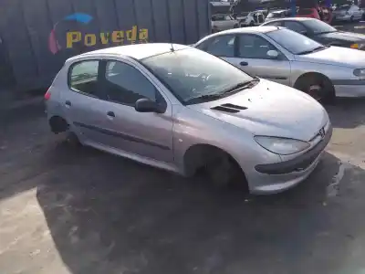 Vehicul casat peugeot                                            206 berlina                                                                                                                                                                                                                                                gti                                                                                                                                                                                                                                                        al anului 1999 alimentat wjy