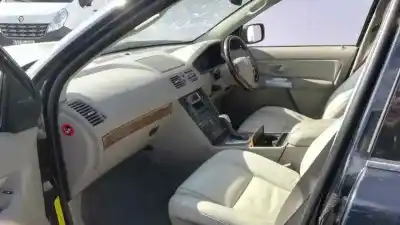 Veículo de Sucata volvo xc90 2.4 diesel cat do ano 2006 alimentado d5244t5