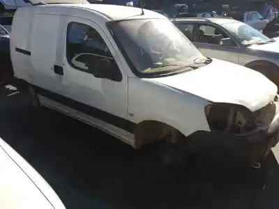 Veículo de Sucata citroen berlingo xtr 1.6 hdi 92 do ano 2007 alimentado 9hx