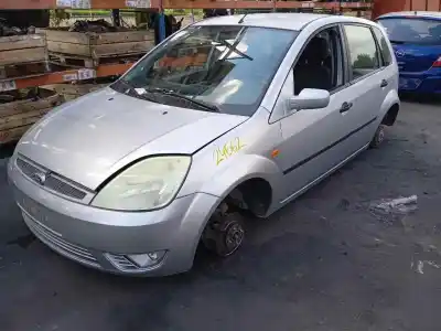 Veículo de Sucata ford fiesta (cbk) fun do ano 2002 alimentado fyja