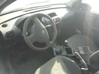 Scrapping Vehicle opel corsa c furgoneta/hatchback (x01) 1.7 di 16v (f08, w5l) of the year 2002 powered y17dtl