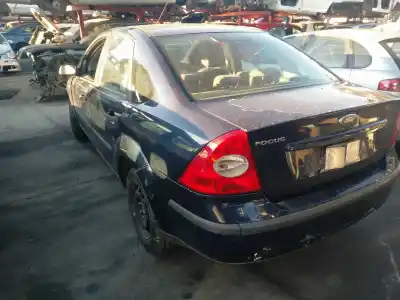Sloopvoertuig ford focus berlina (cap) 1.6 16v cat van het jaar 2005 aangedreven hwda