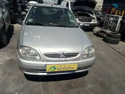 Veículo de Sucata citroen saxo 1.1 sx do ano 2003 alimentado hfx