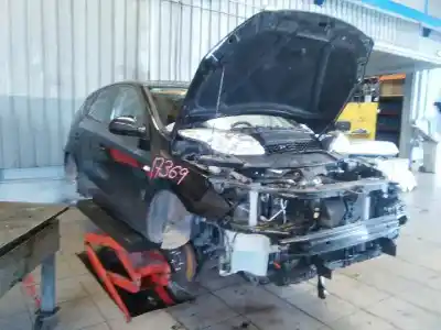 Veículo de Sucata hyundai i30 2.0 crdi cat do ano 2008 alimentado d4ea