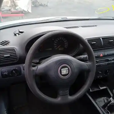 Scrapping Vehicle seat leon (1m1) 1.9 tdi of the year 2000 powered ahf