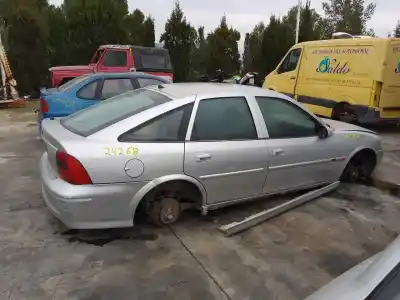 Veículo de Sucata opel vectra b caravan edition 2000 116 cv / 85 kw do ano 1999 alimentado 