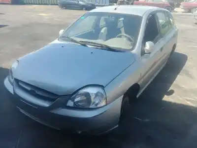 Véhicule à la ferraille kia rio 1.3 cat de l'année 2004 alimenté g/a3d