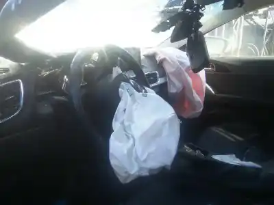 Veículo de Sucata mazda 3 lim. (bl) 2.2 turbodiesel cat do ano 2014 alimentado sh