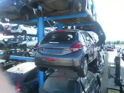 Scrapping Vehicle peugeot 208 i (ca_, cc_) 1.2 vti 82 of the year 2017 powered hm01