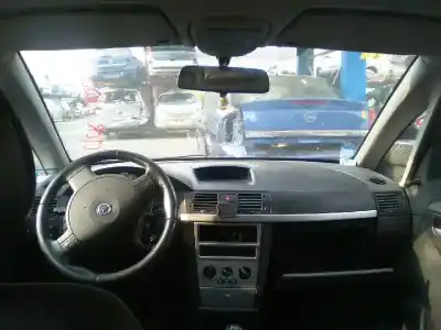 Veículo de Sucata opel meriva z13dt do ano 2005 alimentado z13dt