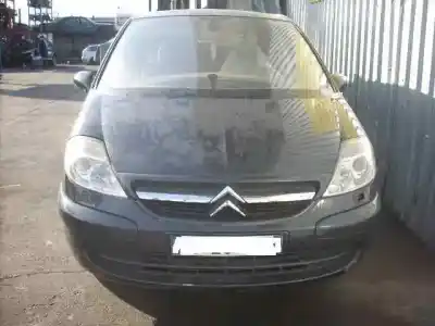 Verschrottungsfahrzeug CITROEN C8 2.2 HDi 16V PREMIER II des Jahres 2002 angetrieben 4HWDW12TED4